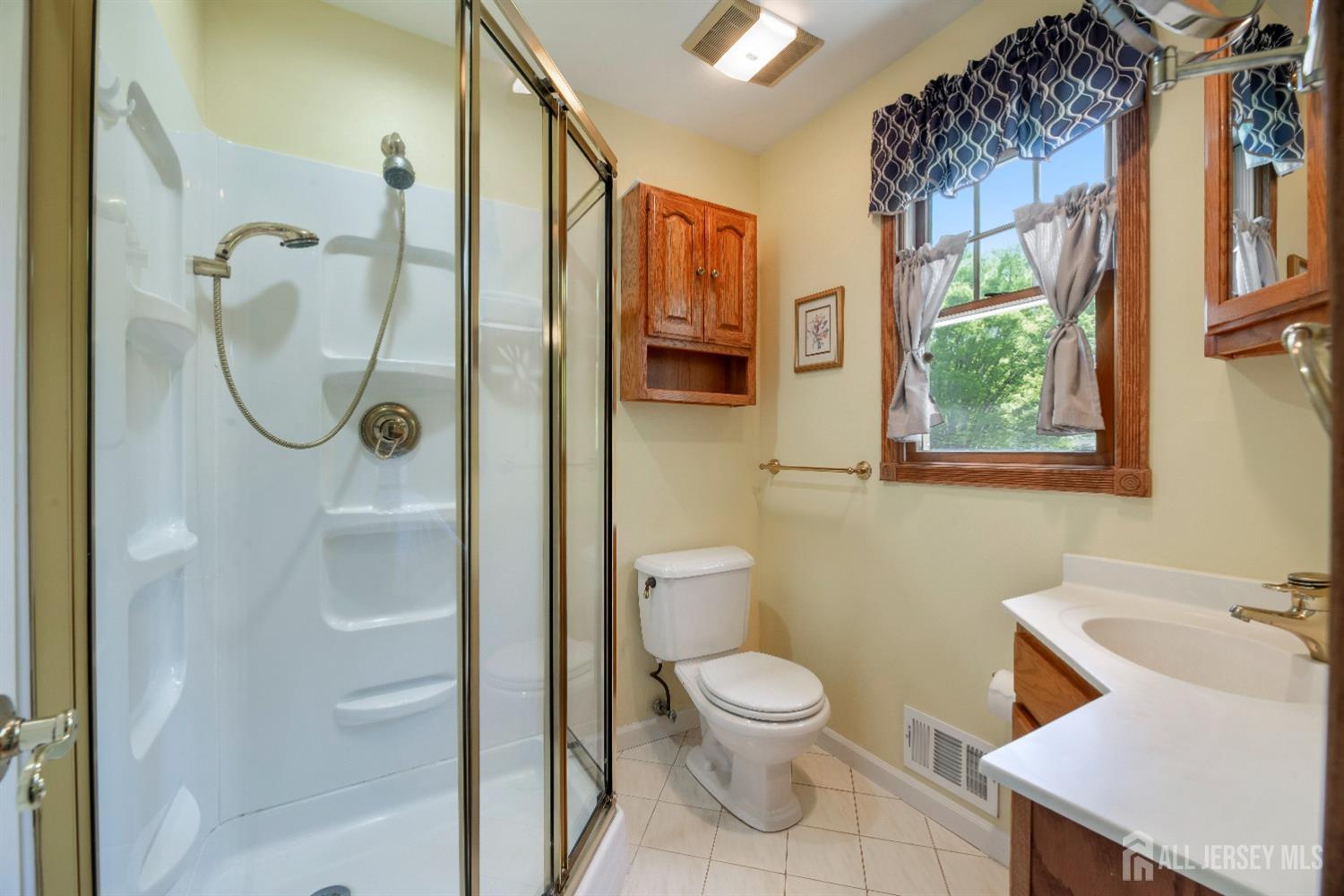 14 Appleby Lane, East Brunswick, New Jersey image 15