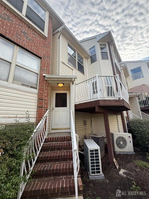 730 HARBORTOWN BLVD, PERTH AMBOY, NJ 08861 - Image 4ffe81f3c32f7a50df2a53e384d96824/4080308995