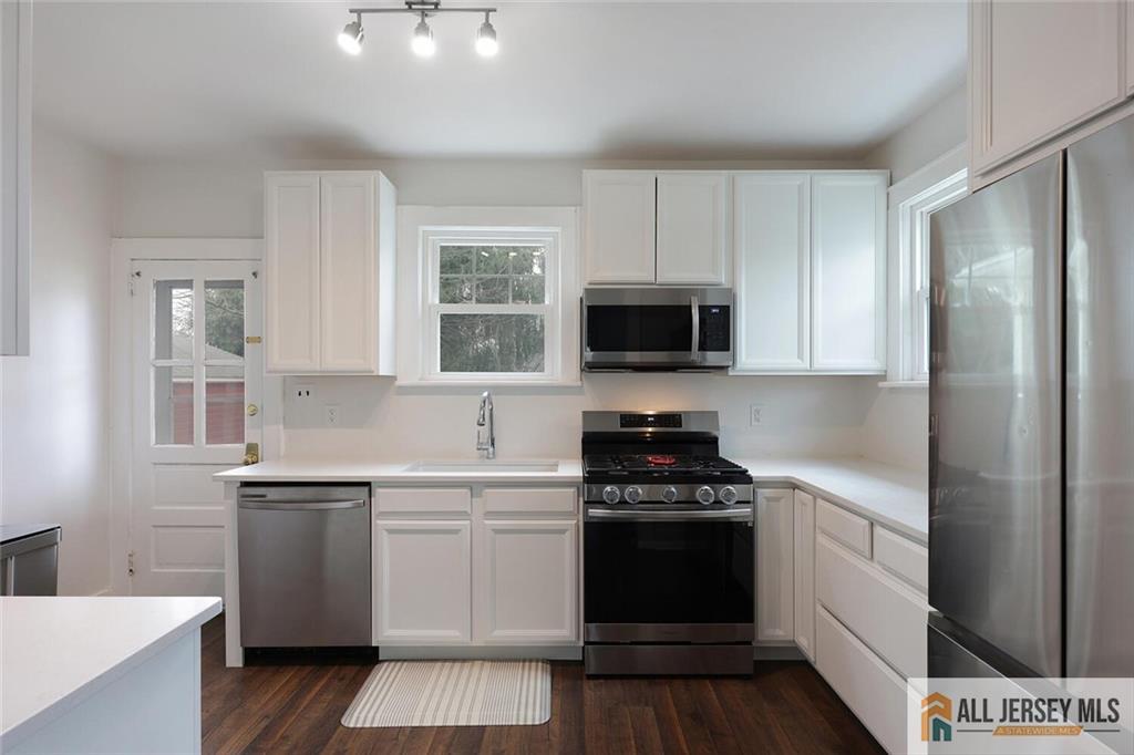 4 Jonesdale Avenue, Metuchen, New Jersey image 10