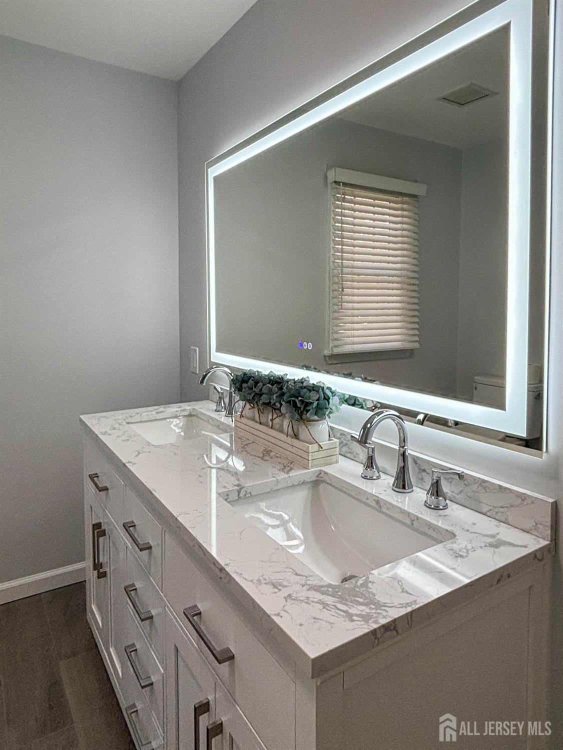 640 Old Stage Road, East Brunswick, New Jersey image 38
