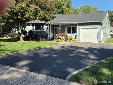 Homes For Sale - 430 Hillside Avenue<br/> Piscataway, NJ 08854