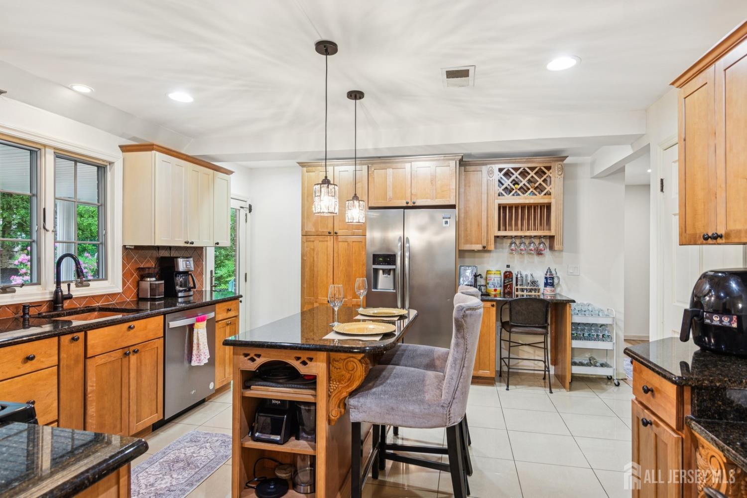 95 Union Avenue, Edison, New Jersey image 8