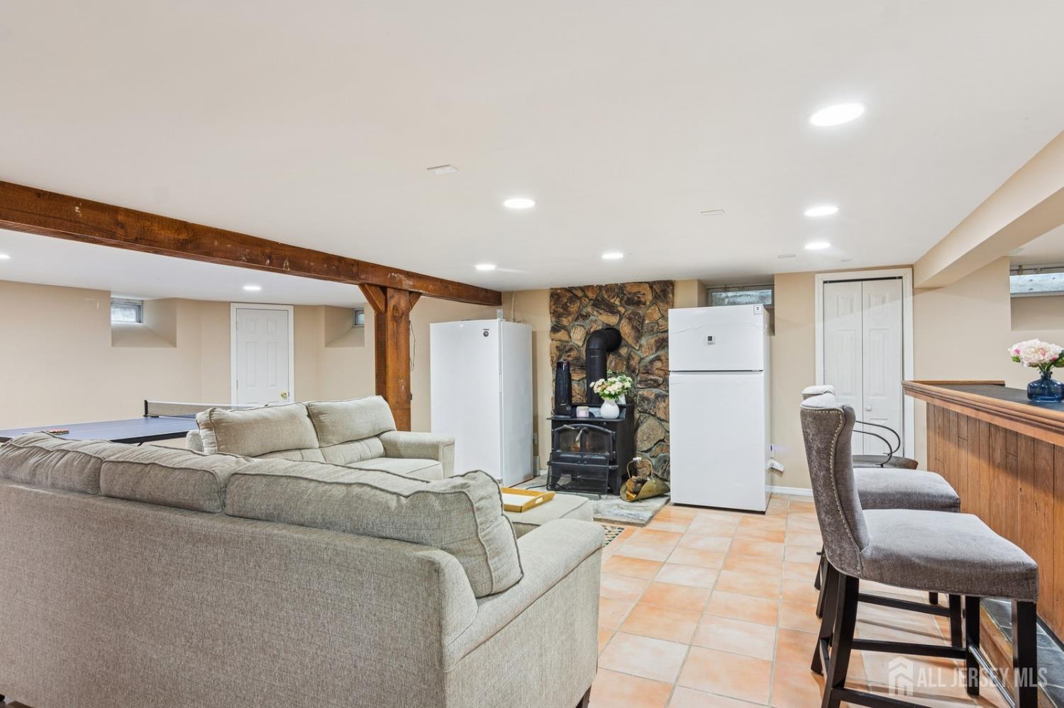 95 Union Avenue, Edison, New Jersey image 28
