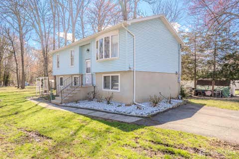 Homes For Sale - 1834 Holly Road<br/> Middlesex County, North Brunswick, NJ 08902