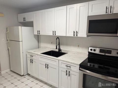 Condo For Sale - 289 Main Street #3C<br/> Spotswood, NJ 08884