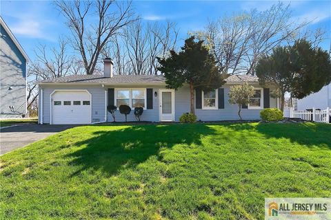 Homes For Sale - 7 Brook Hollow Road<br/> Piscataway, NJ 08854