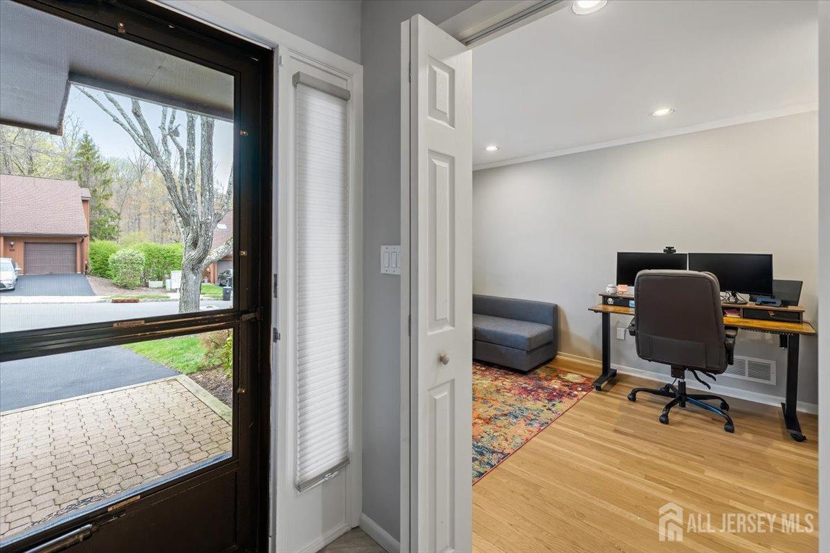 87 Sullivan Drive, West Orange, New Jersey image 2