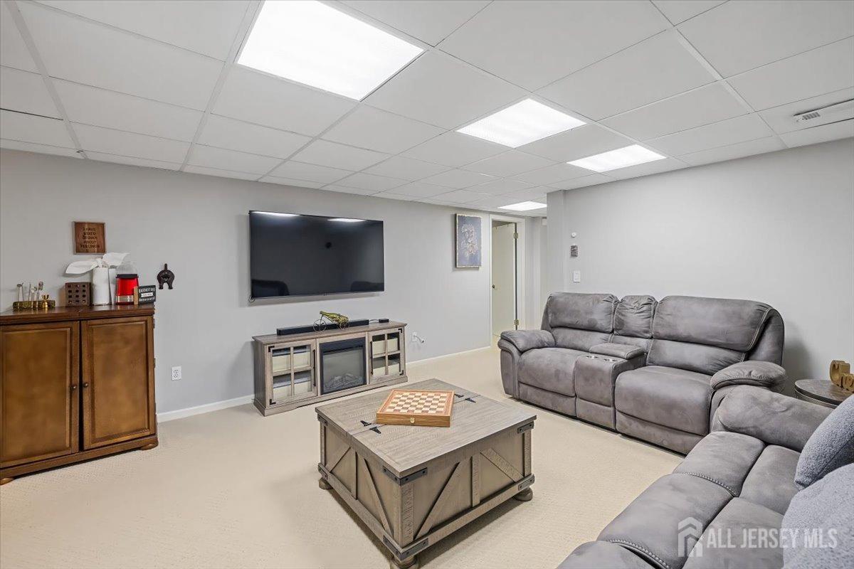 87 Sullivan Drive, West Orange, New Jersey image 33