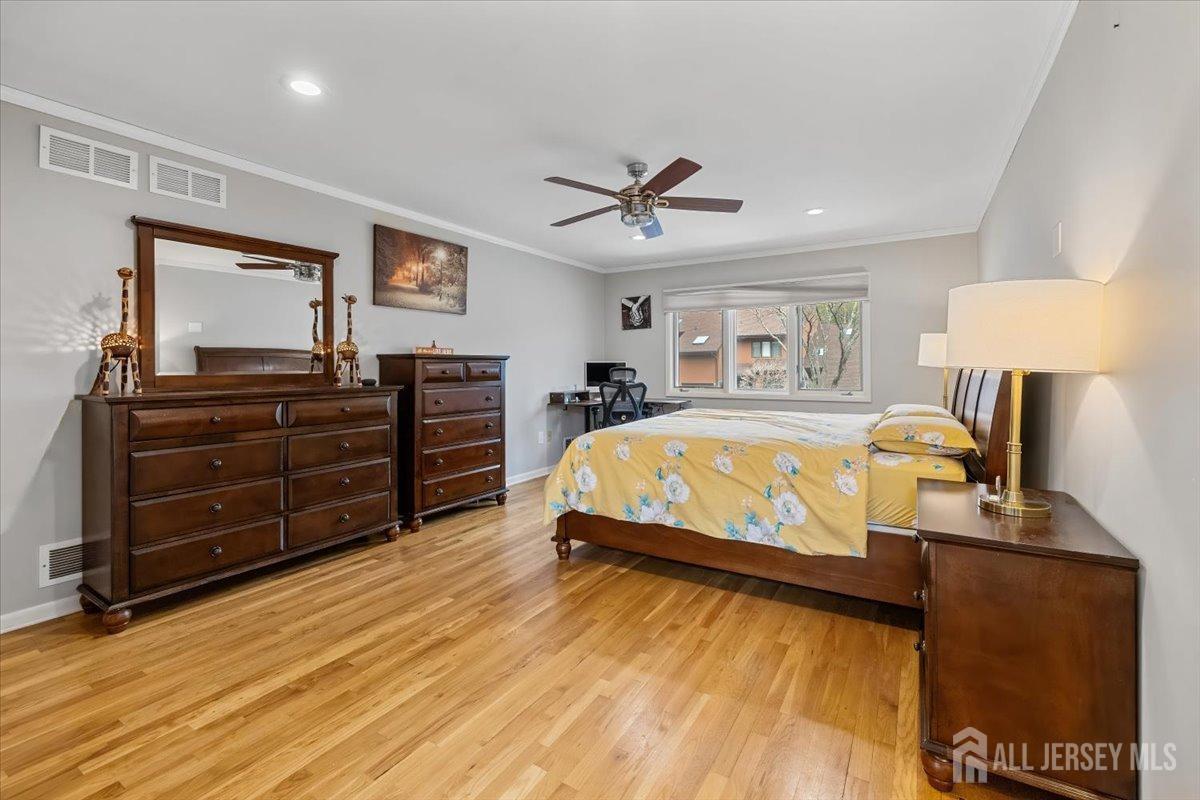 87 Sullivan Drive, West Orange, New Jersey image 24