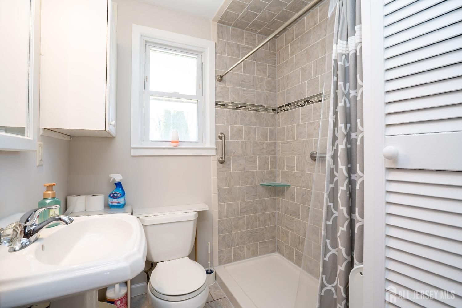 16 Robert Street, Spotswood, New Jersey image 18