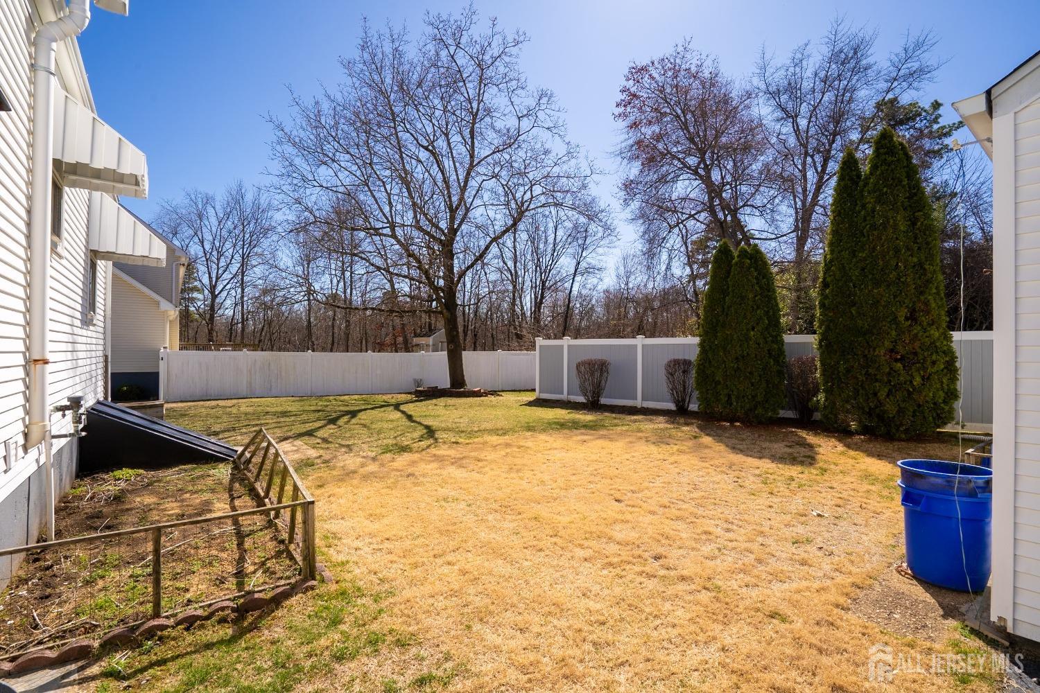 16 Robert Street, Spotswood, New Jersey image 6