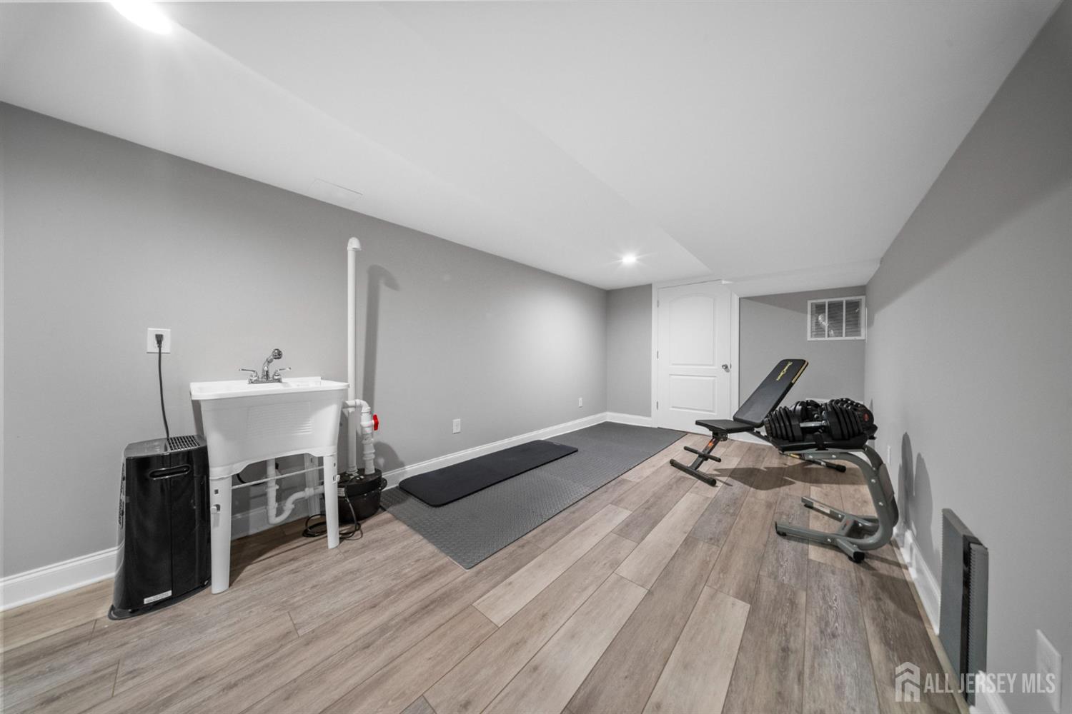 2 Mary Court, Milltown, New Jersey image 35