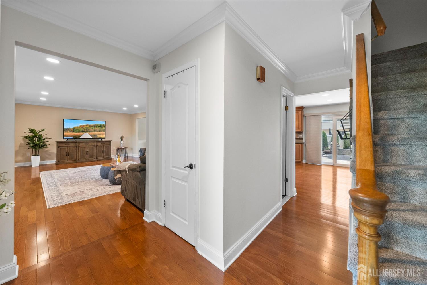 2 Mary Court, Milltown, New Jersey image 4