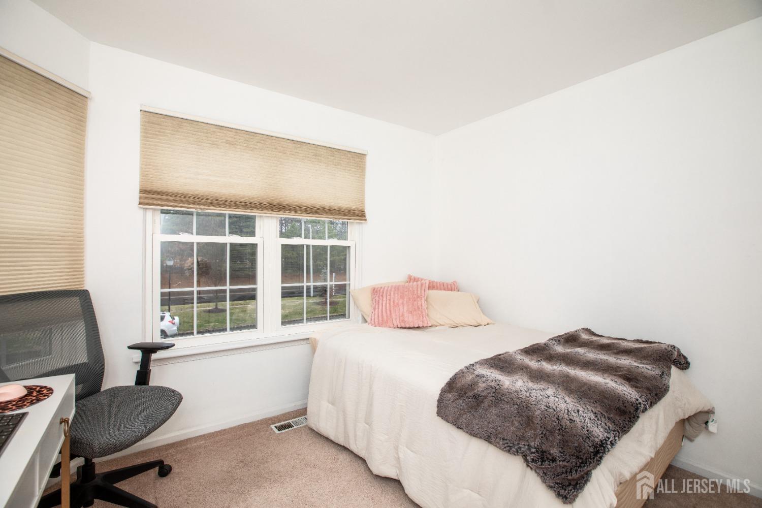 32 Ivy Hill Road, Sayreville, New Jersey image 12