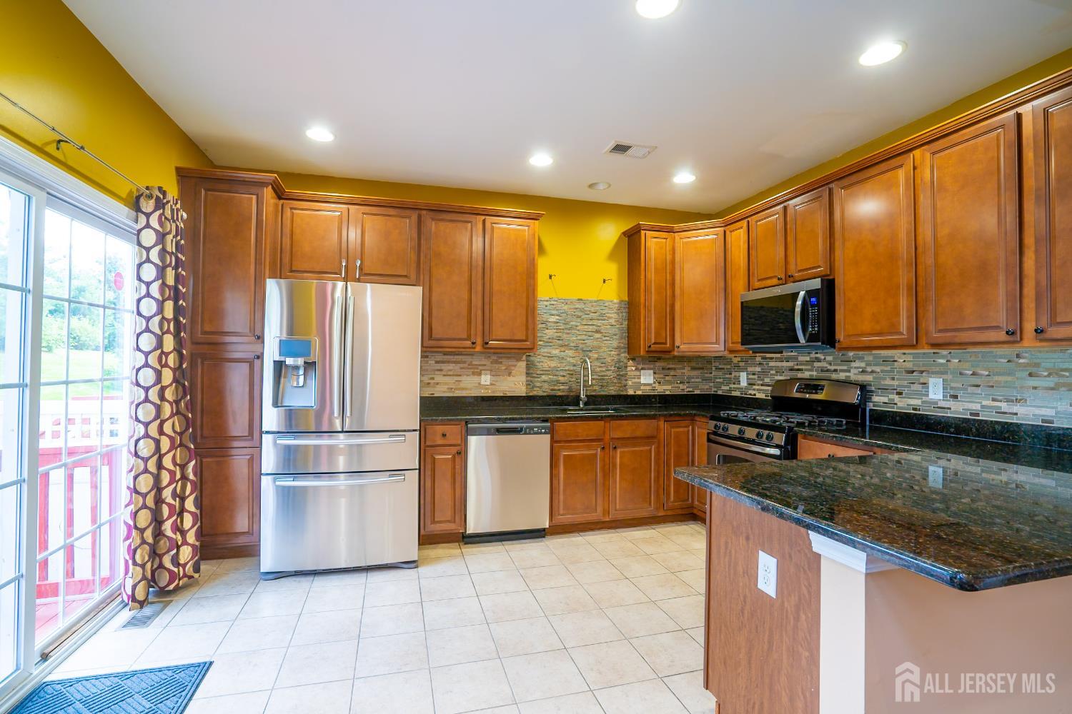 2438 Canterbury Lane, North Brunswick, New Jersey image 16