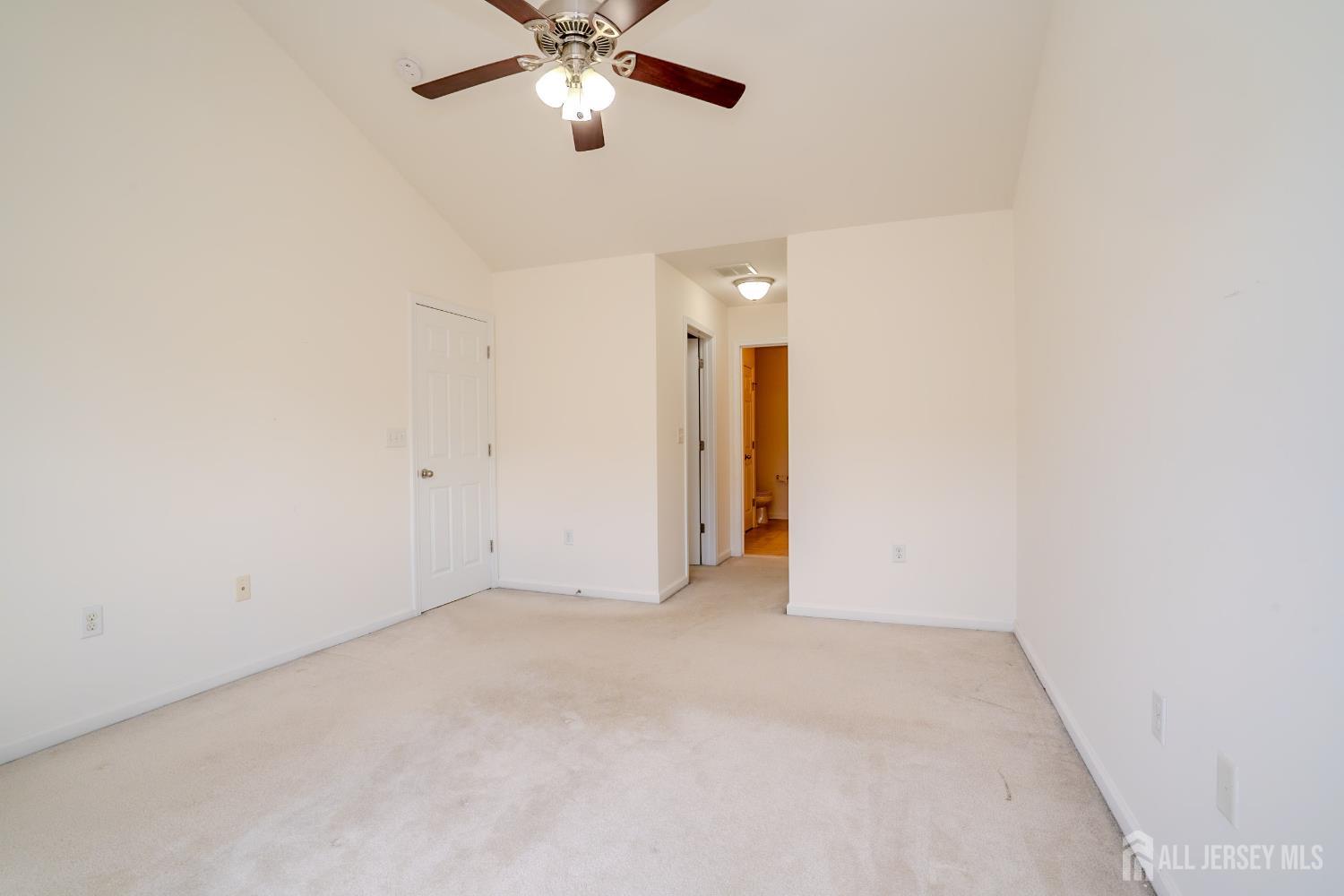 2438 Canterbury Lane, North Brunswick, New Jersey image 24