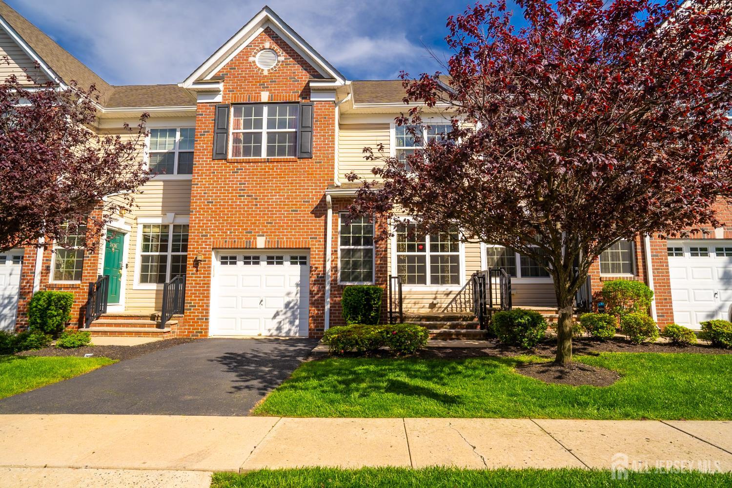 2438 Canterbury Lane, North Brunswick, New Jersey image 2