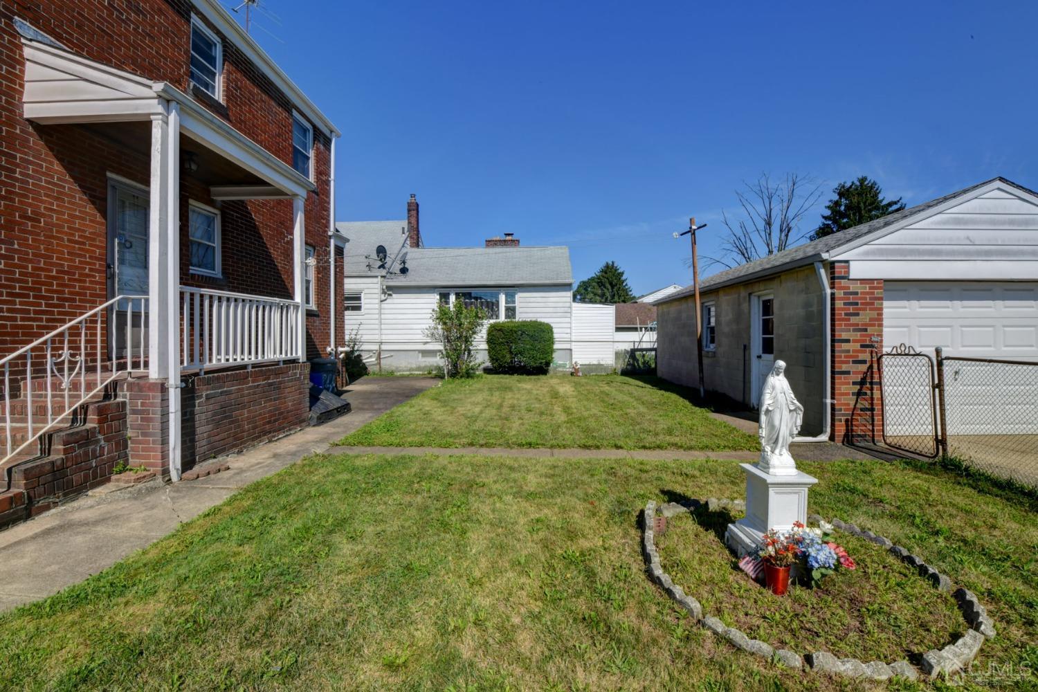 118 Carteret Avenue, Carteret, New Jersey image 6