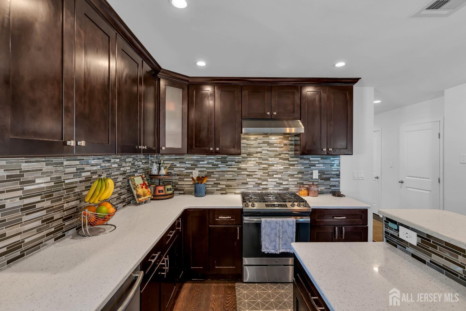 58 Harvey Circle, East Brunswick, New Jersey image 18