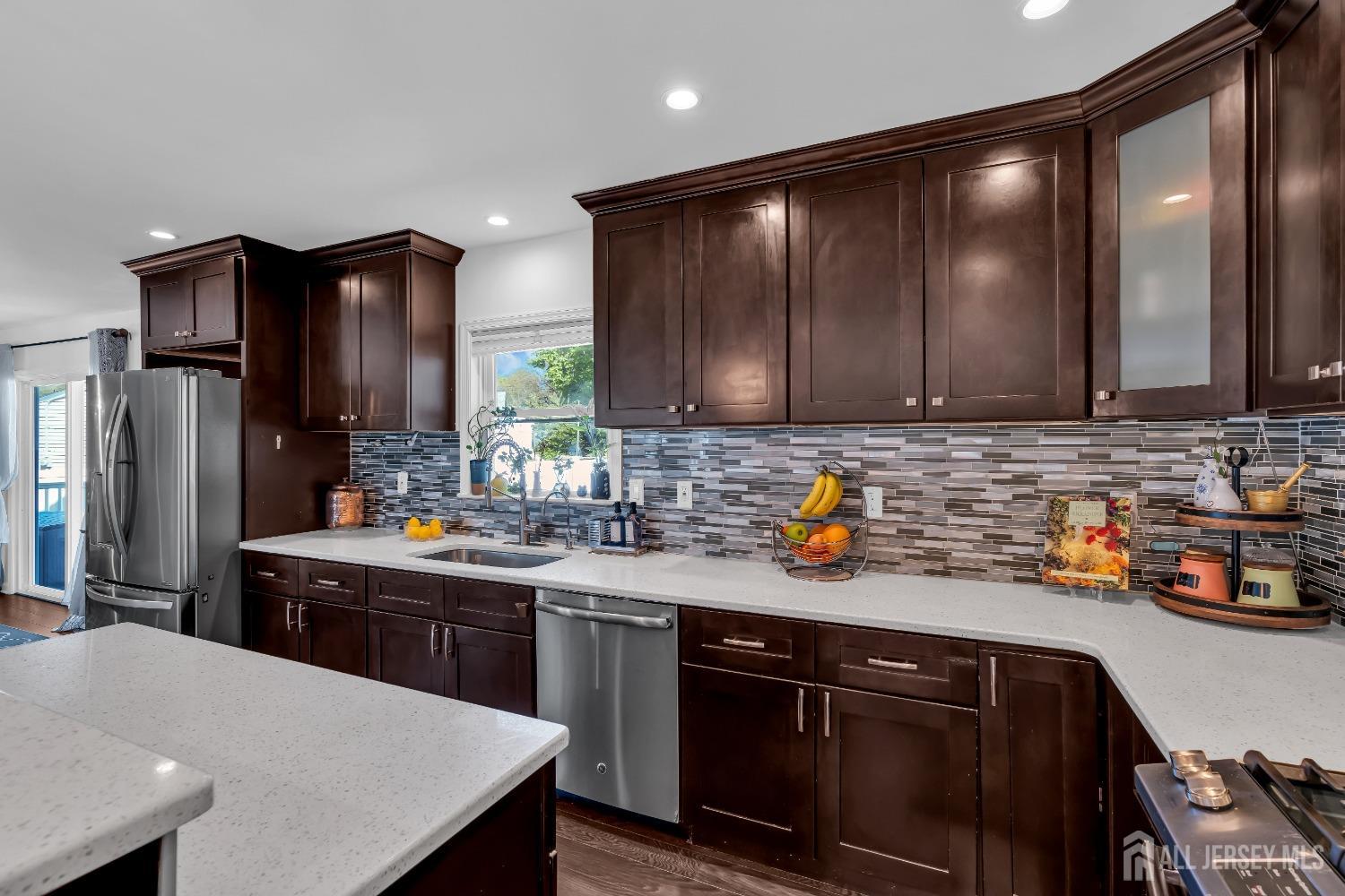58 Harvey Circle, East Brunswick, New Jersey image 23