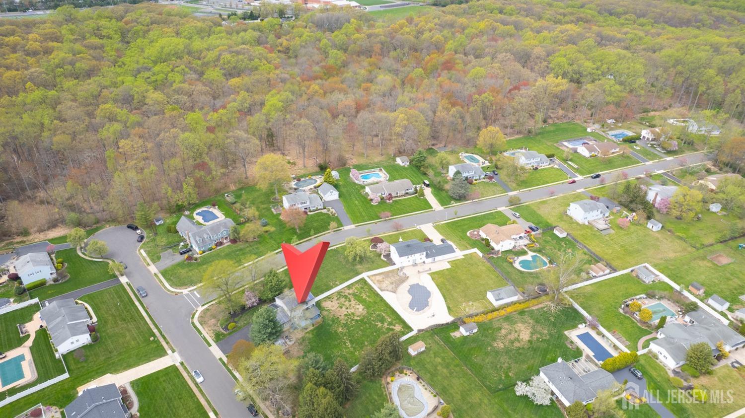 17 Florence Drive, Monroe Township, New Jersey image 2