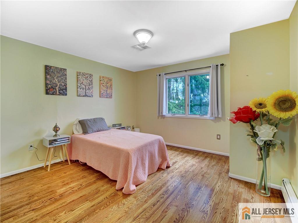4 Cherokee Road, East Brunswick, New Jersey image 21