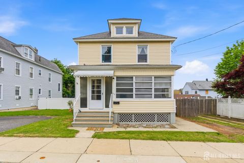 Homes For Sale - 312 George Street<br/> Middlesex County, South Amboy, NJ 08879