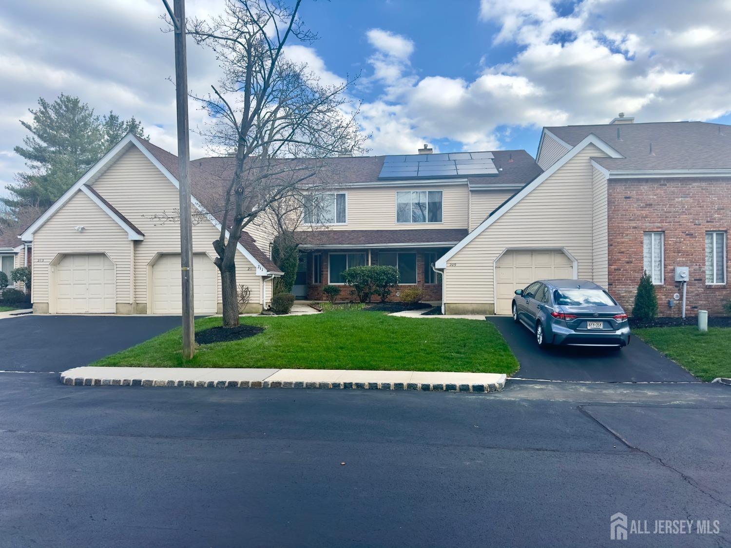 209 Nathan Drive, North Brunswick, New Jersey image 2