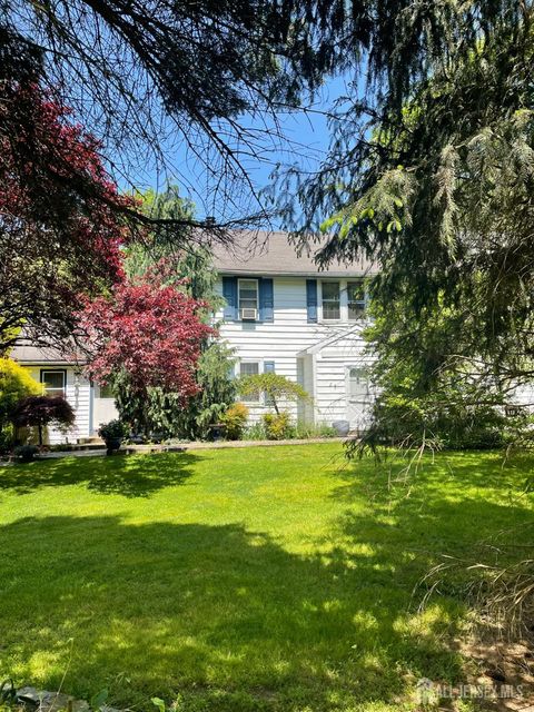 Homes For Sale - 181 Disbrow Hill Road<br/> Middlesex County, Monroe, NJ 08831