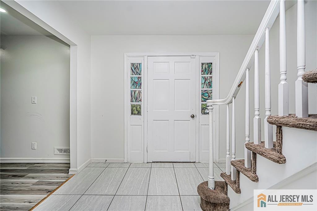 56 Dutch Road, East Brunswick, New Jersey image 2
