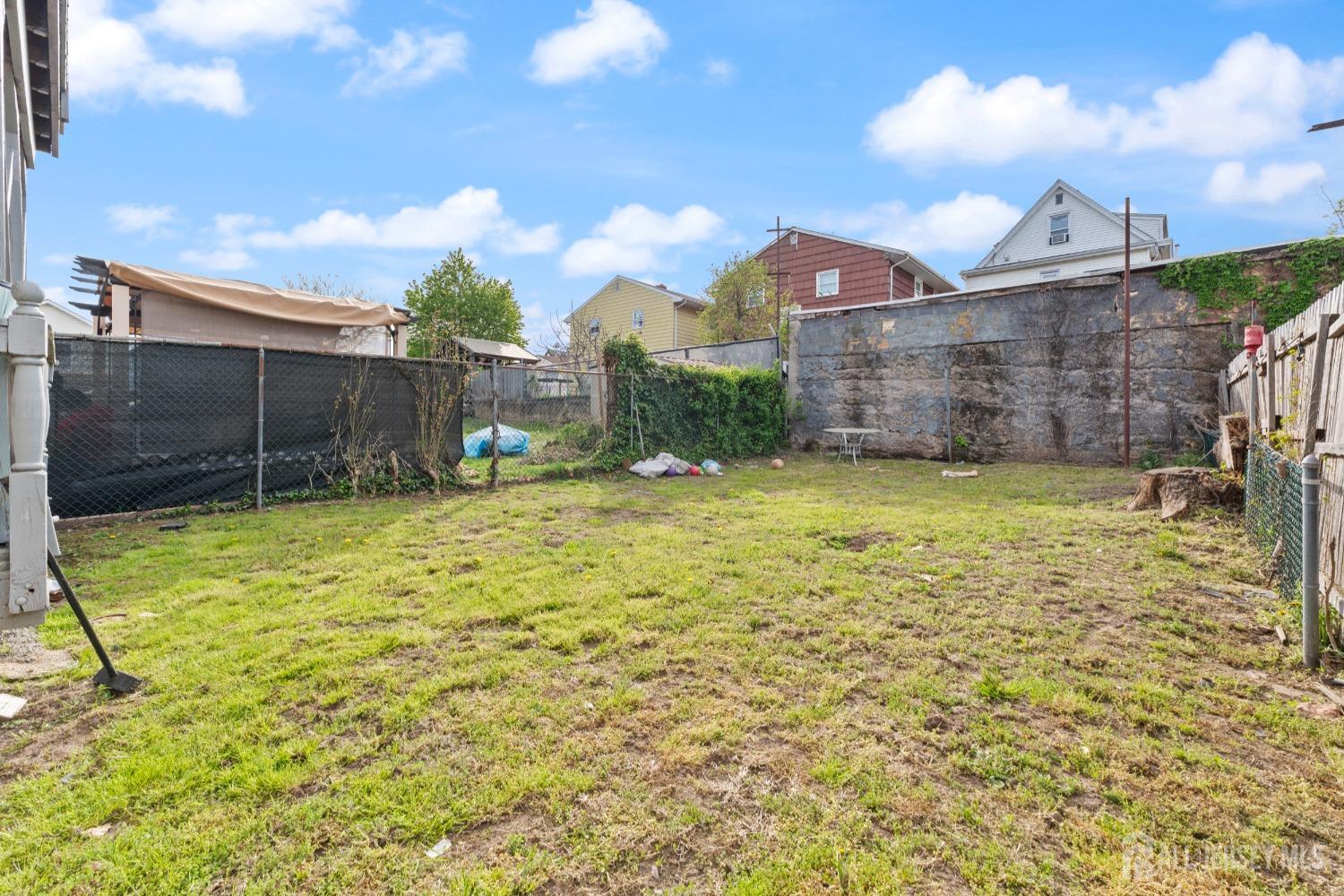 423 Augustine Place