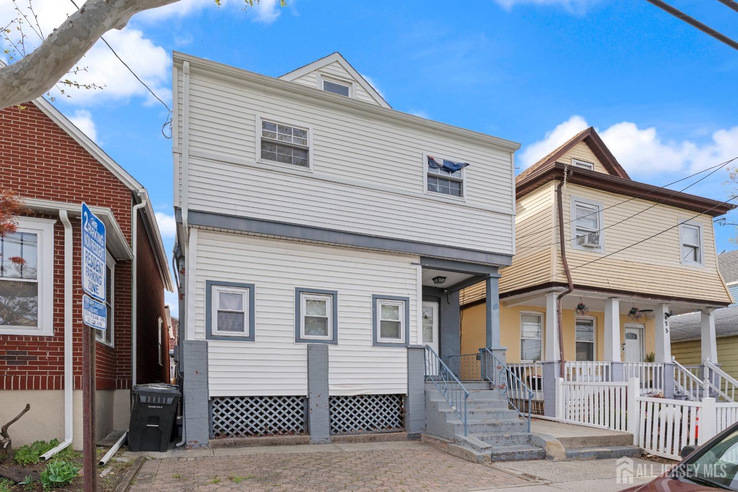 423 Augustine Place