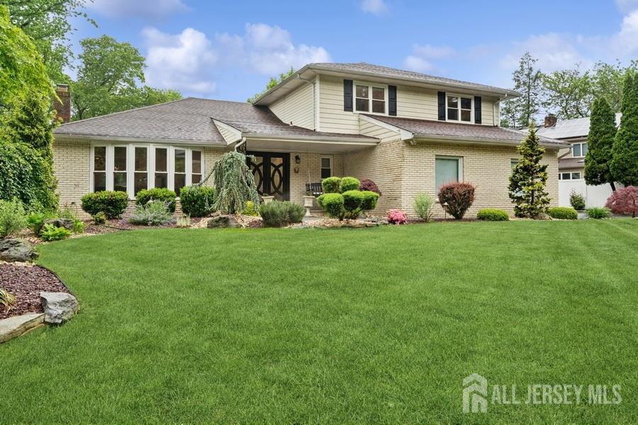 9 Valley Forge Drive