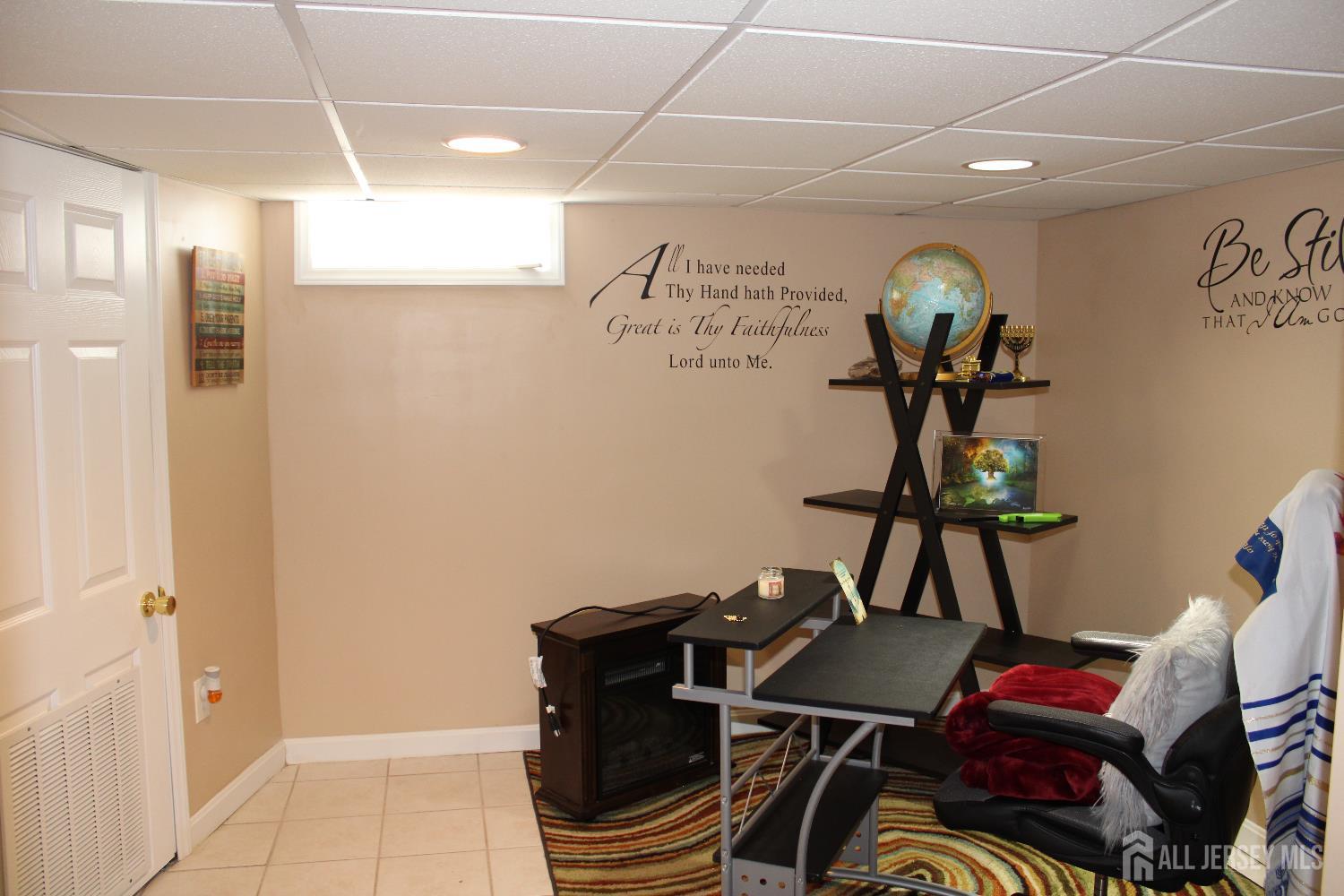 156 Washington Road, Sayreville, New Jersey image 47