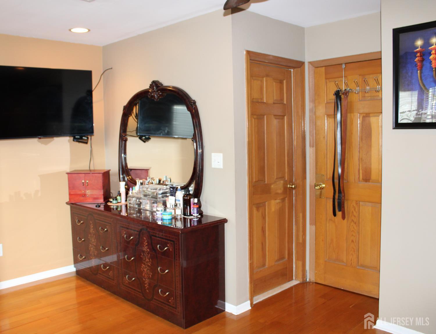 156 Washington Road, Sayreville, New Jersey image 42
