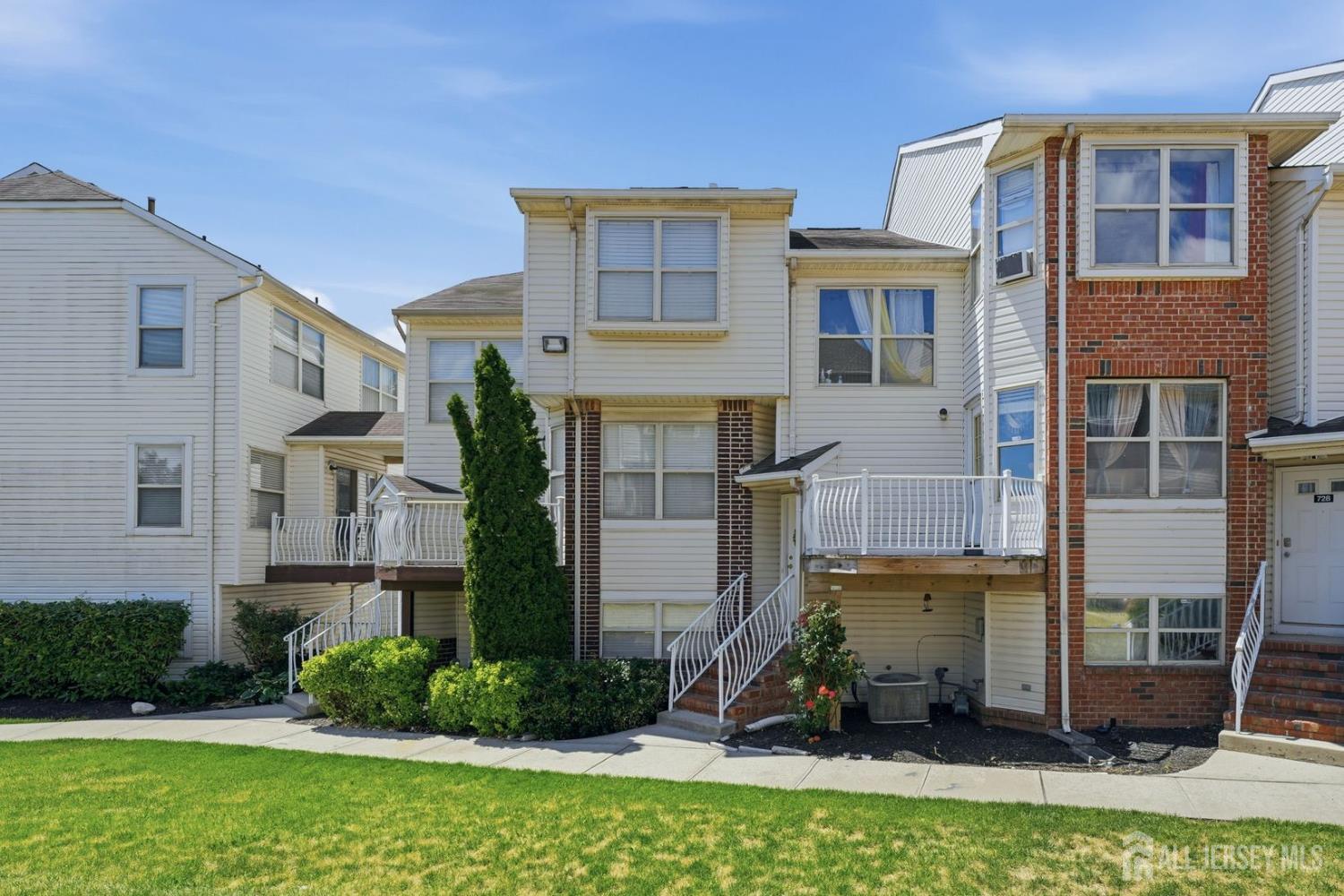 Photo 1 of 58 — 726 Harbortown Boulevard, Perth Amboy, NJ 08861