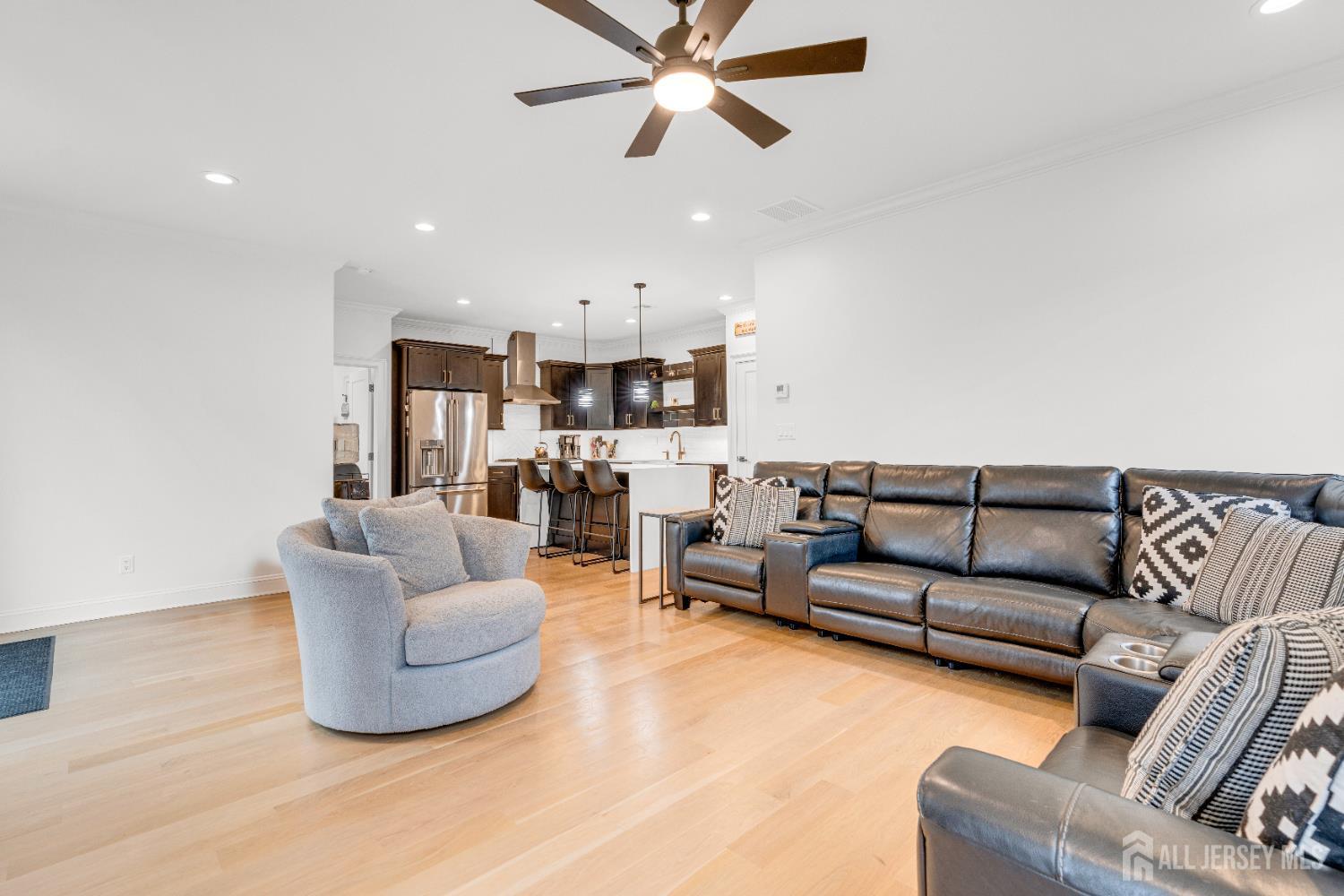 40 Cambridge Road, Edison, New Jersey image 6