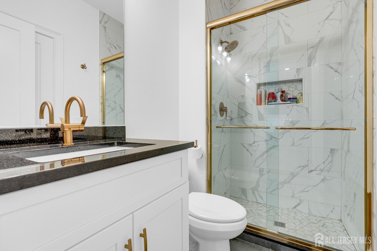 40 Cambridge Road, Edison, New Jersey image 10