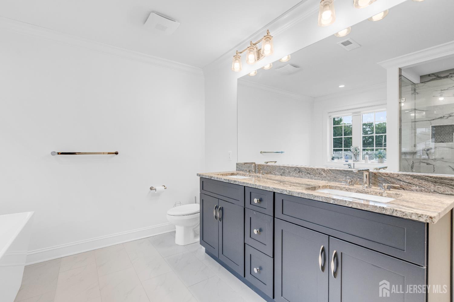 40 Cambridge Road, Edison, New Jersey image 19