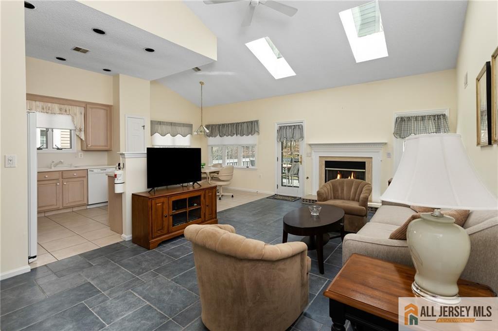 31 Cameron Court, Monroe Township, New Jersey image 11