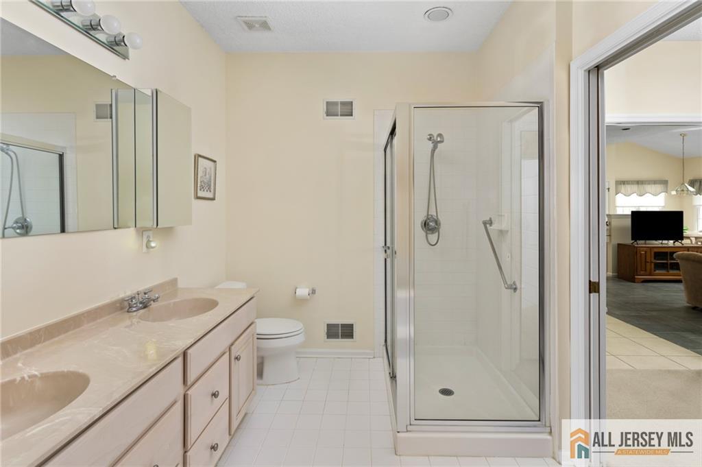 31 Cameron Court, Monroe Township, New Jersey image 21