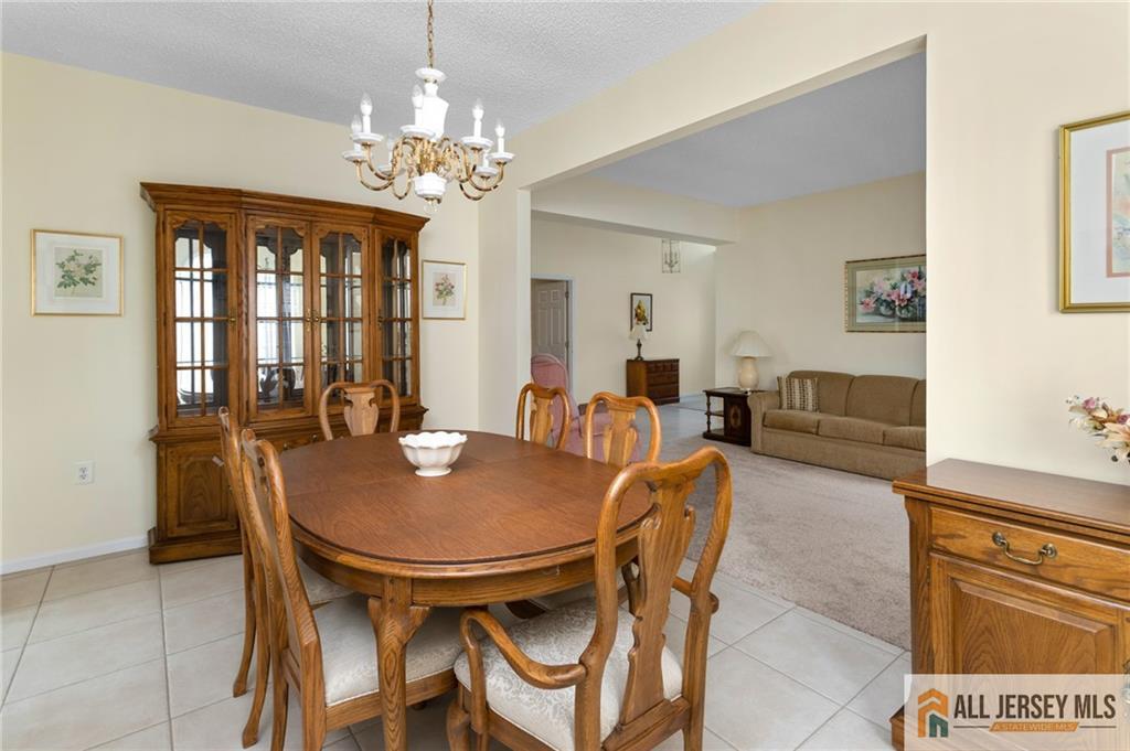31 Cameron Court, Monroe Township, New Jersey image 8