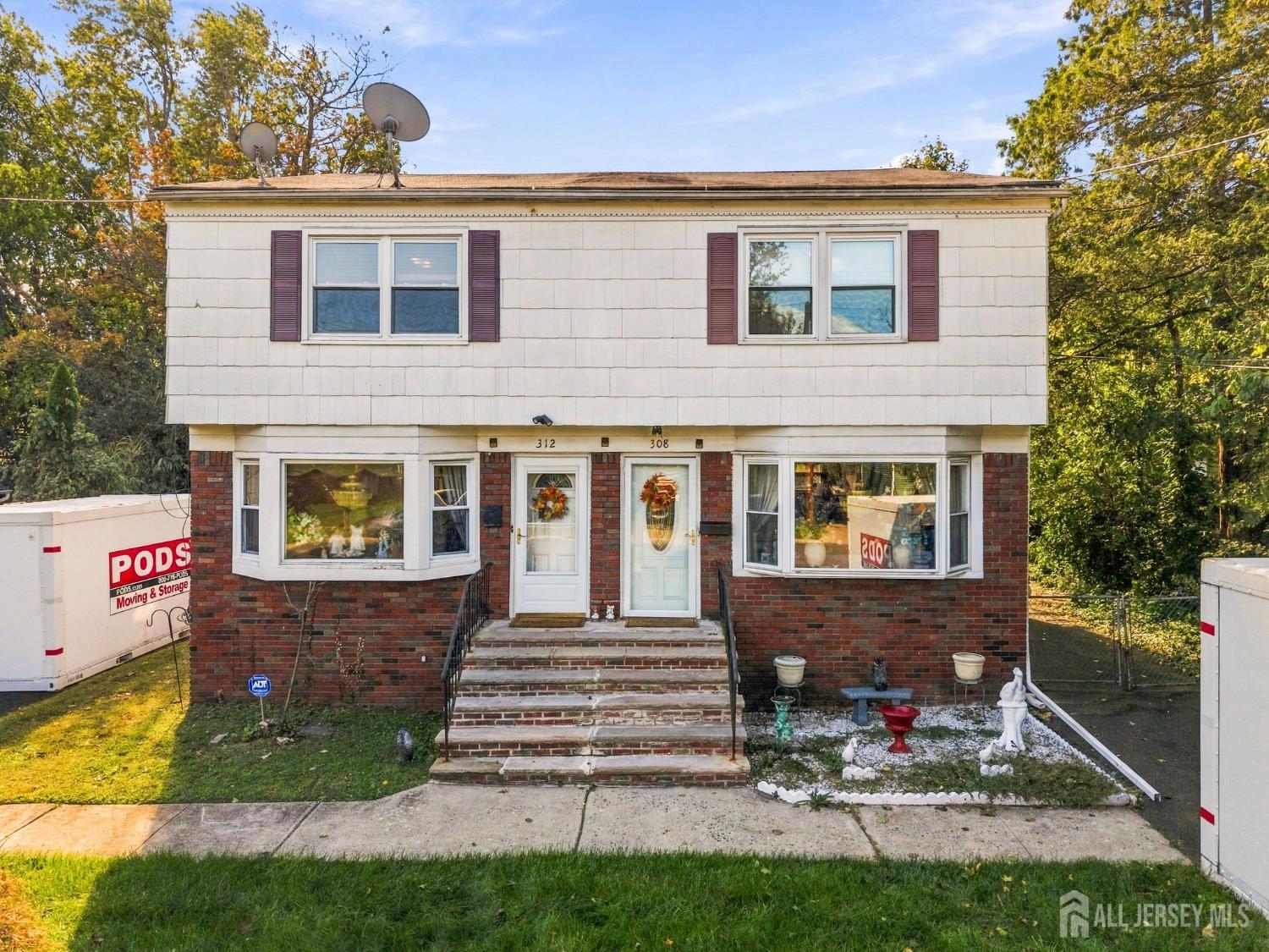 312 Watson Avenue