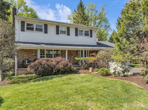 Homes For Sale - 147 Highland Avenue<br/> Metuchen, NJ 08840