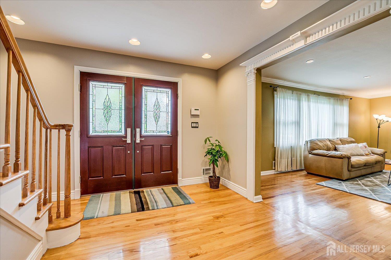 8 Renee Court, Edison, New Jersey image 6