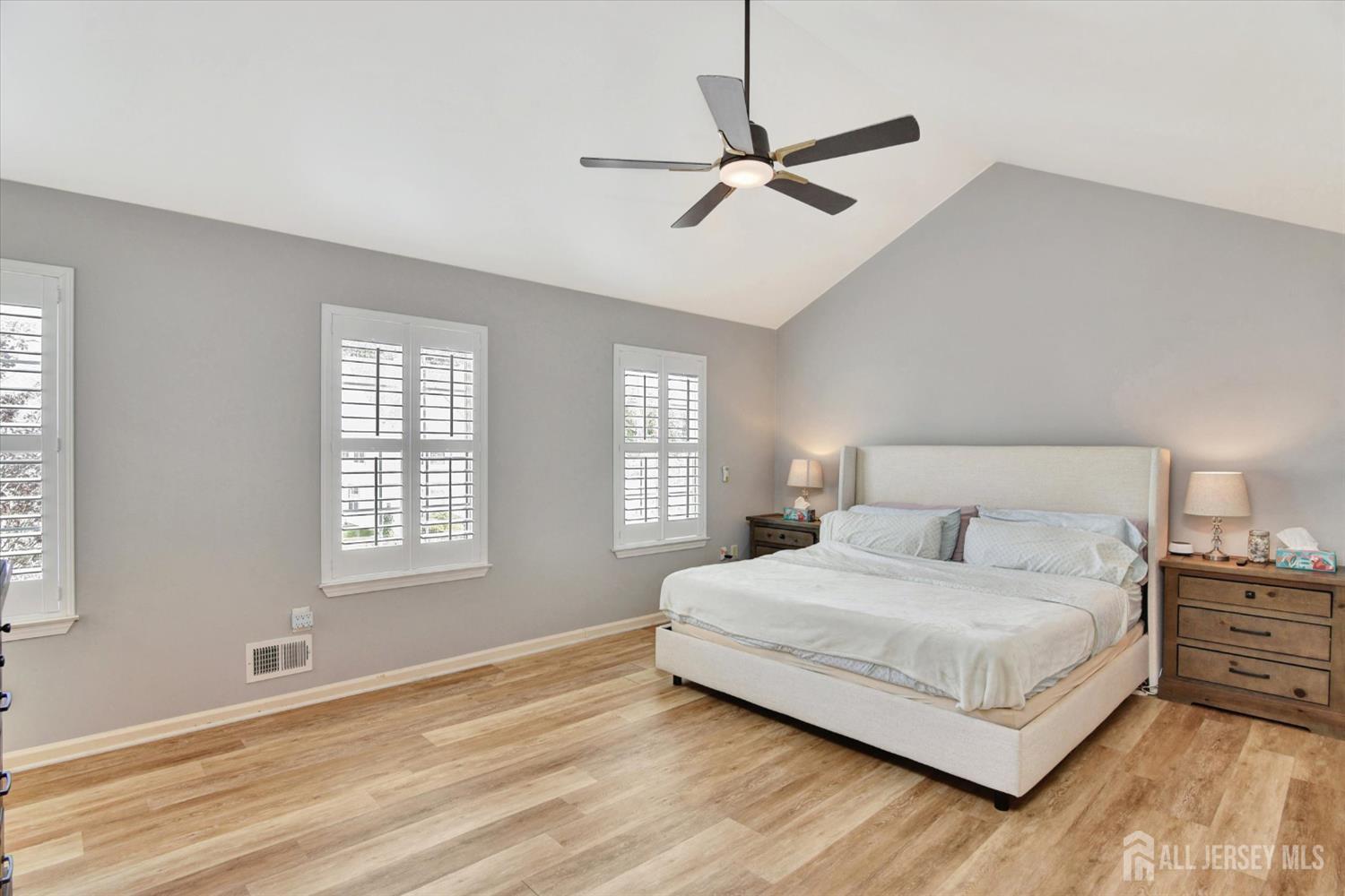 419 Perry Street, Morganville, New Jersey image 35