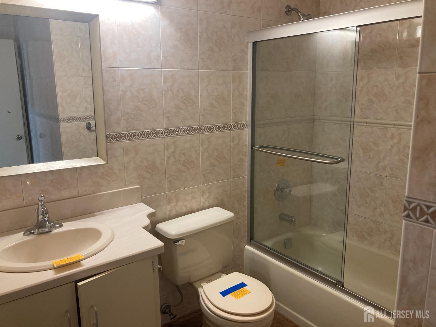 134 Hatfield Lane, East Brunswick, New Jersey image 10