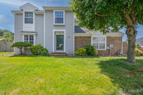 Homes For Sale - 73 Kentucky Way<br/> Monmouth County, Freehold, NJ 07728
