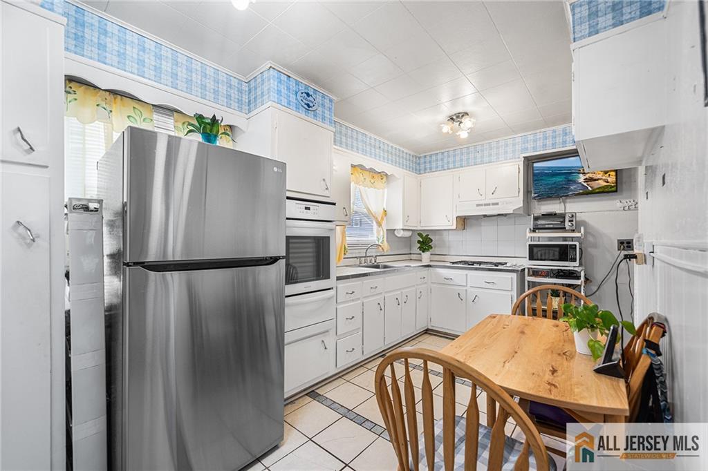 531 N Park Drive, Perth Amboy, New Jersey image 7