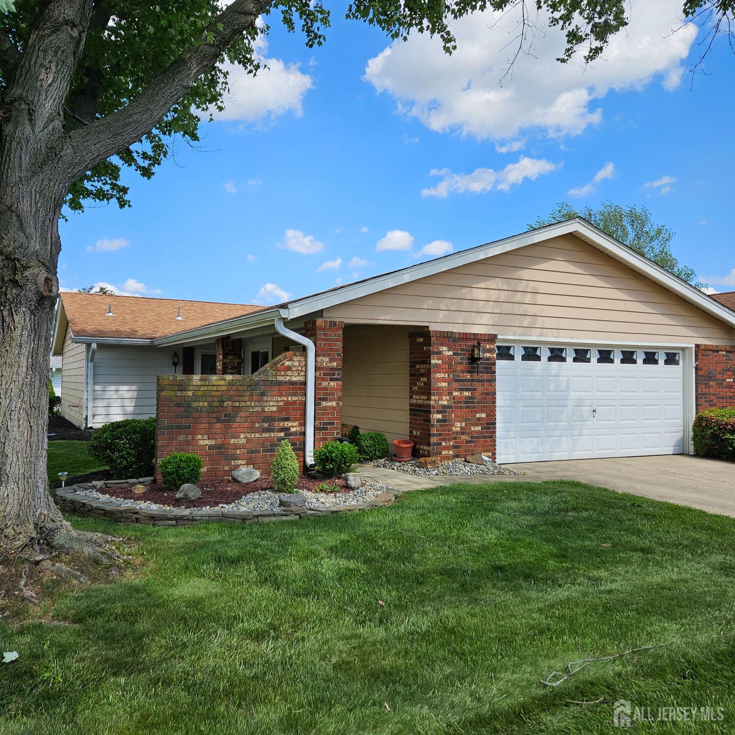 187 Newport Road #A, Monroe Township, New Jersey image 1
